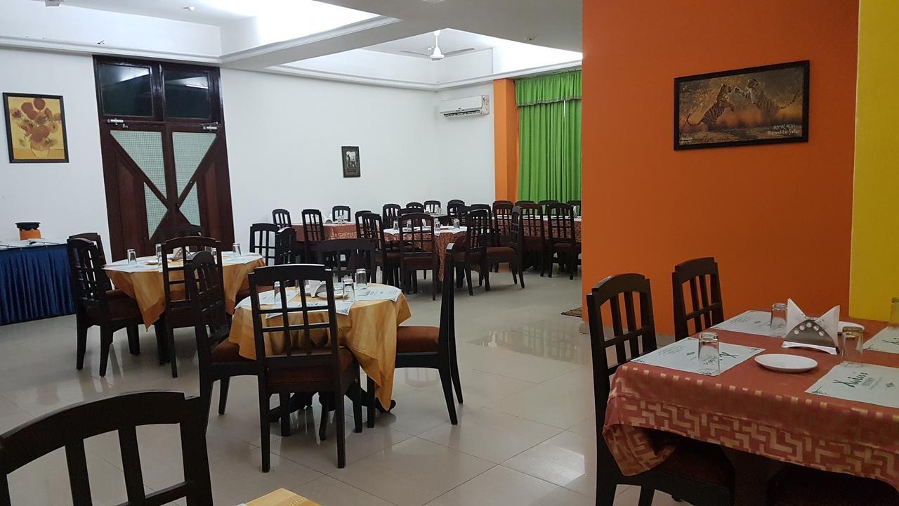 科兰 Xavier'S Residency酒店 外观 照片