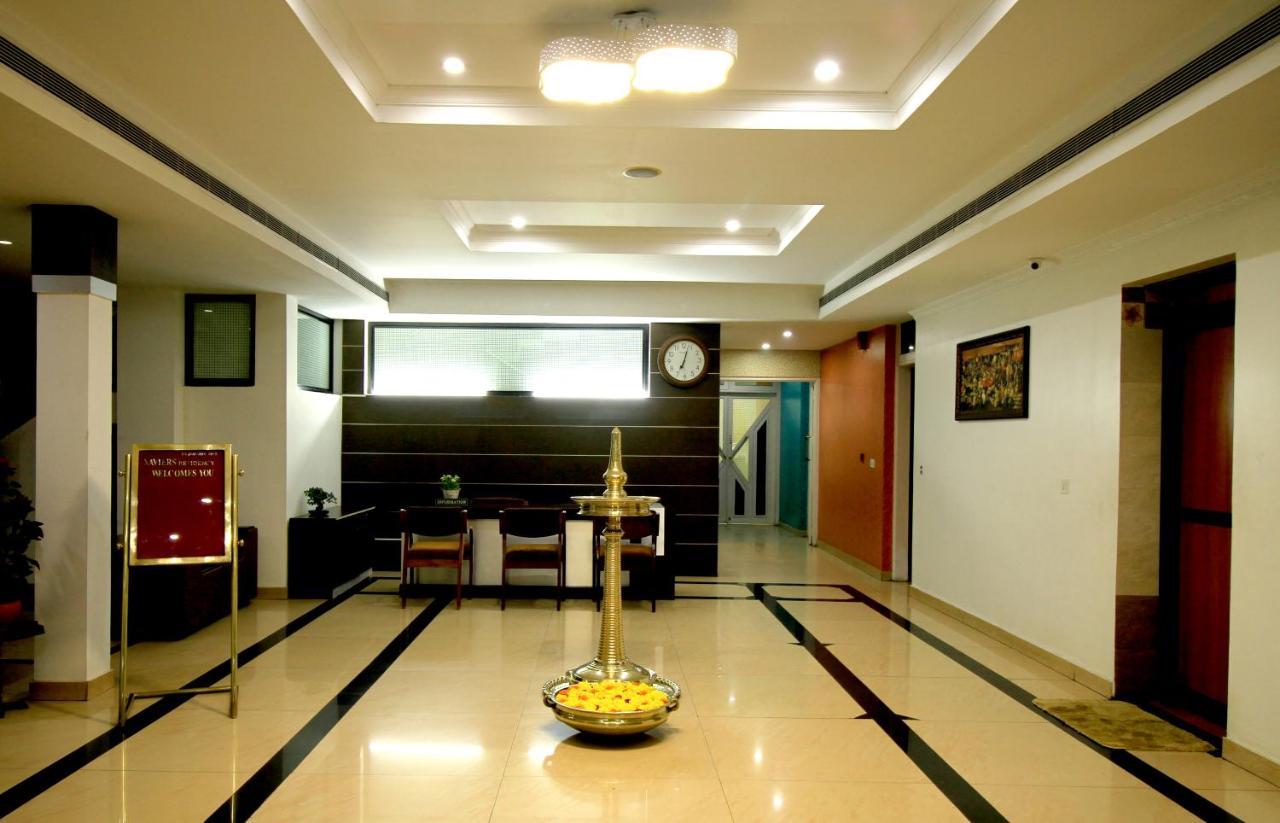 科兰 Xavier'S Residency酒店 外观 照片